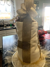 Load image into Gallery viewer, Baby Girl African American Baby in Heels Diaper Cake
